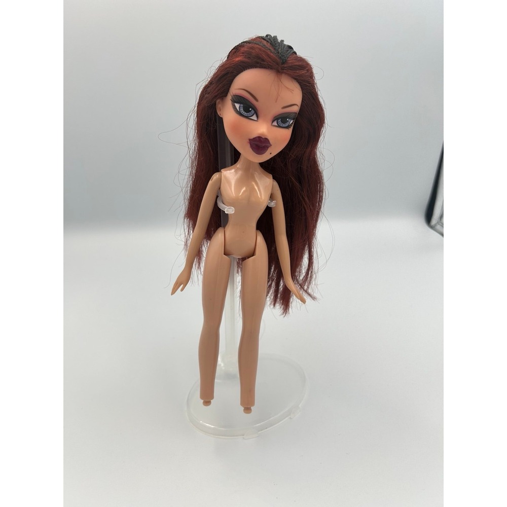 Bratz Treasures Collection Roxxi